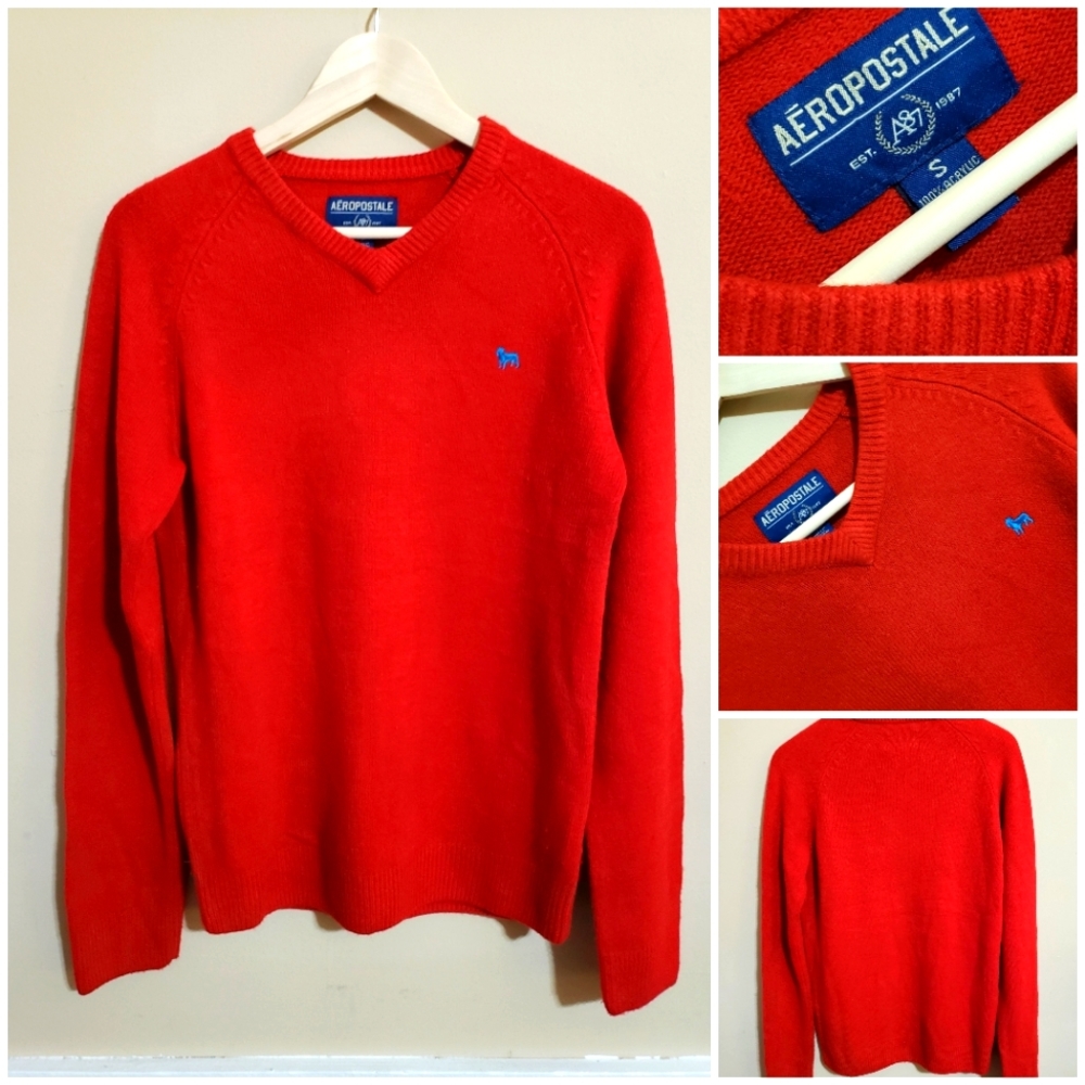 Aeropostale A87 Vneck Sweater